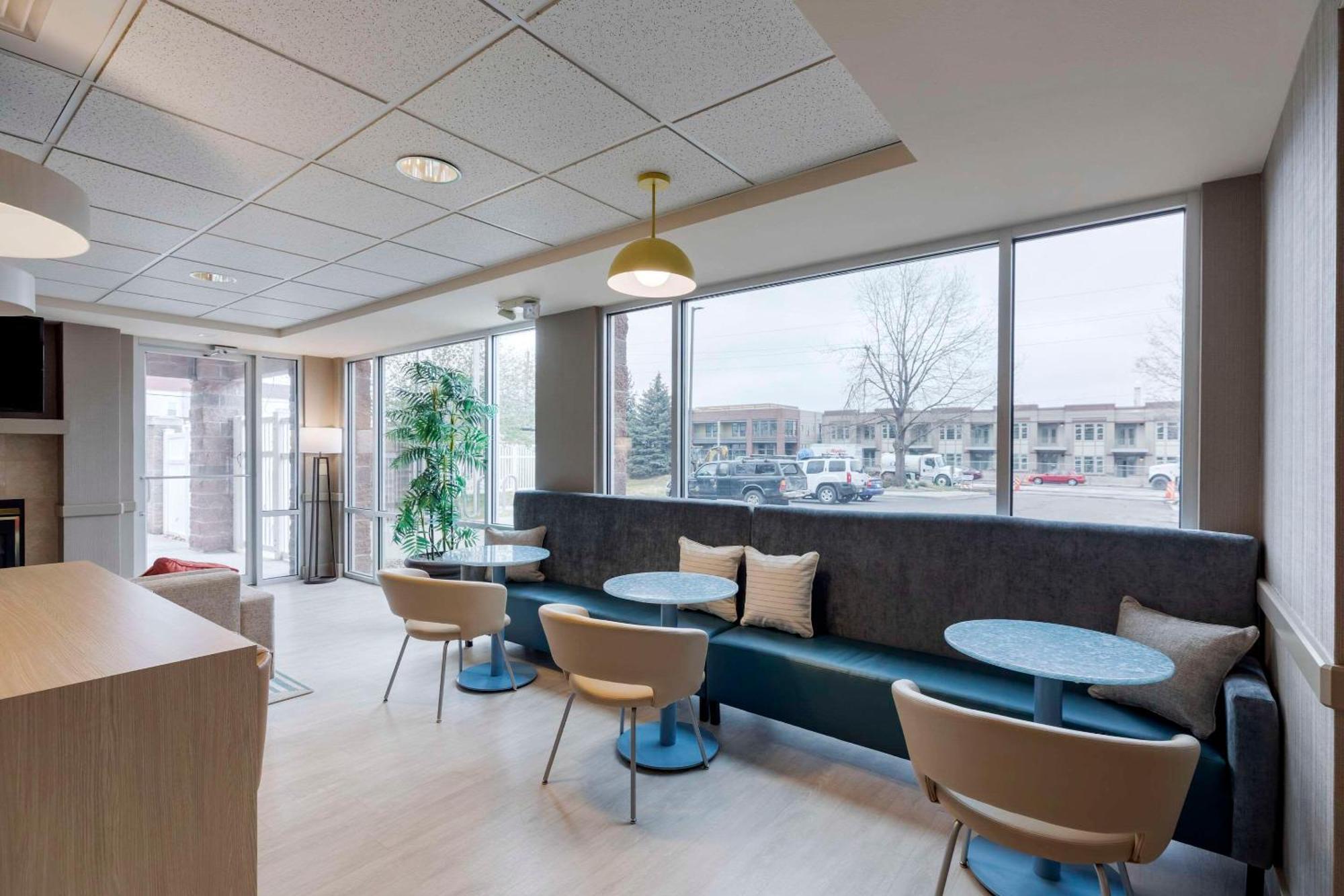 Comfort Inn & Suites Μπόλντερ Εξωτερικό φωτογραφία